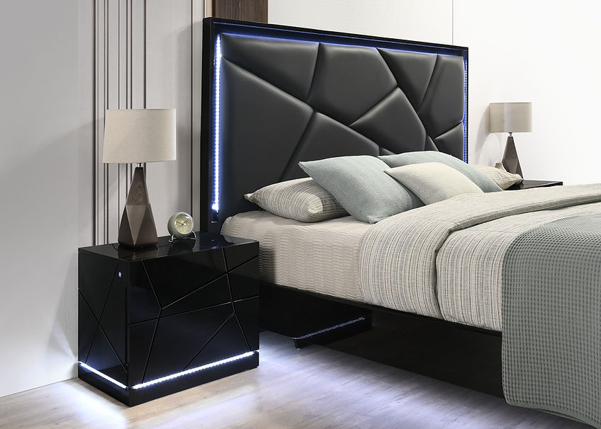 B87 Naomi Bedroom Set