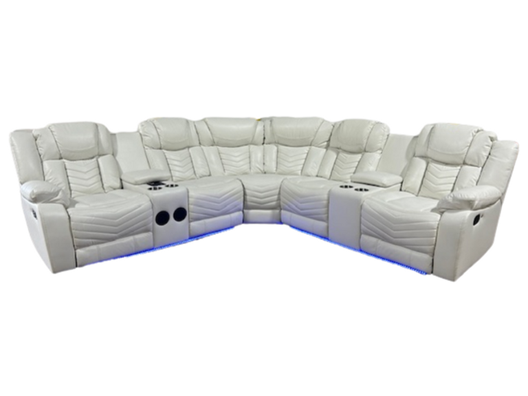 S2021 Lucky Charm Sectional (White)