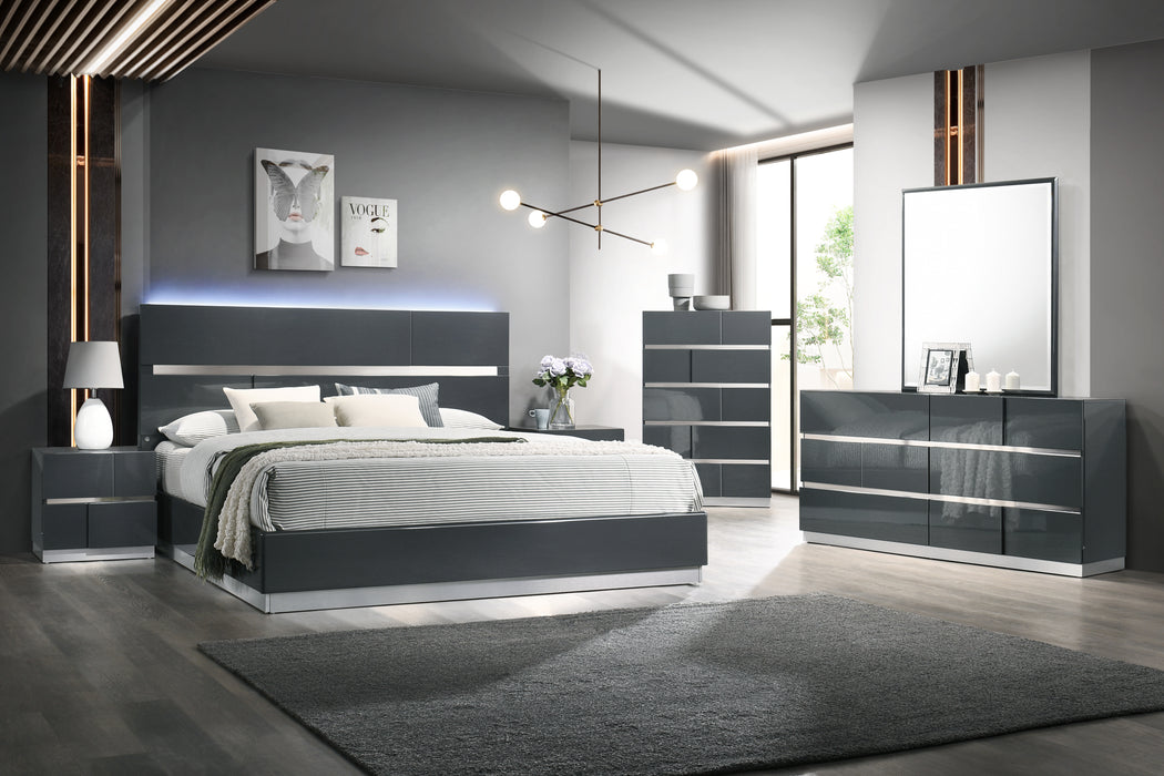 B55 Verona Gray Modern Bedroom Set