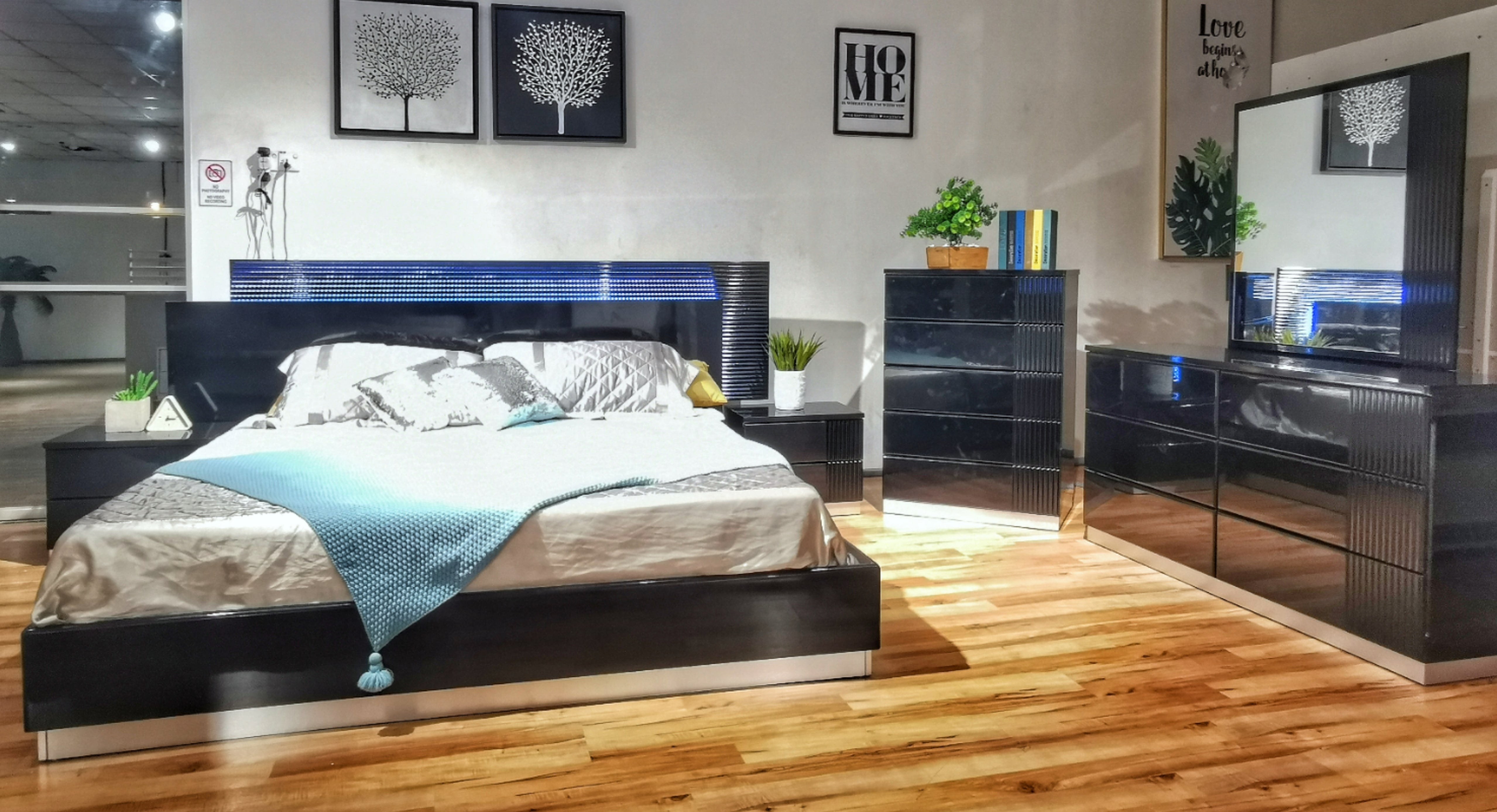 B77 Modena Black Modern Bedroom Set | Unique Home Furniture