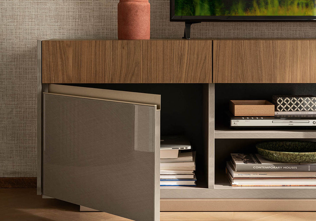 Alf Italia corso como tv stand