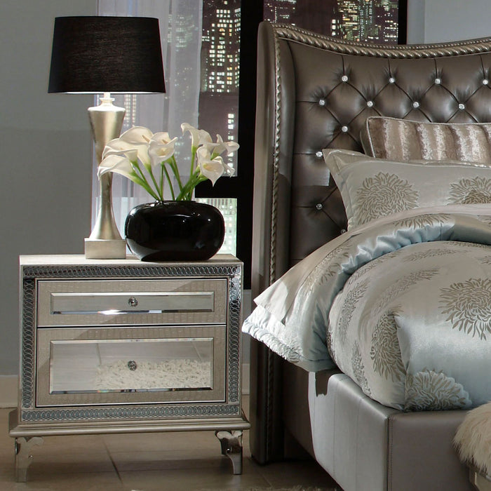 MICHAEL AMINI HOLLYWOOD SWANK BEDROOM COLLECTION