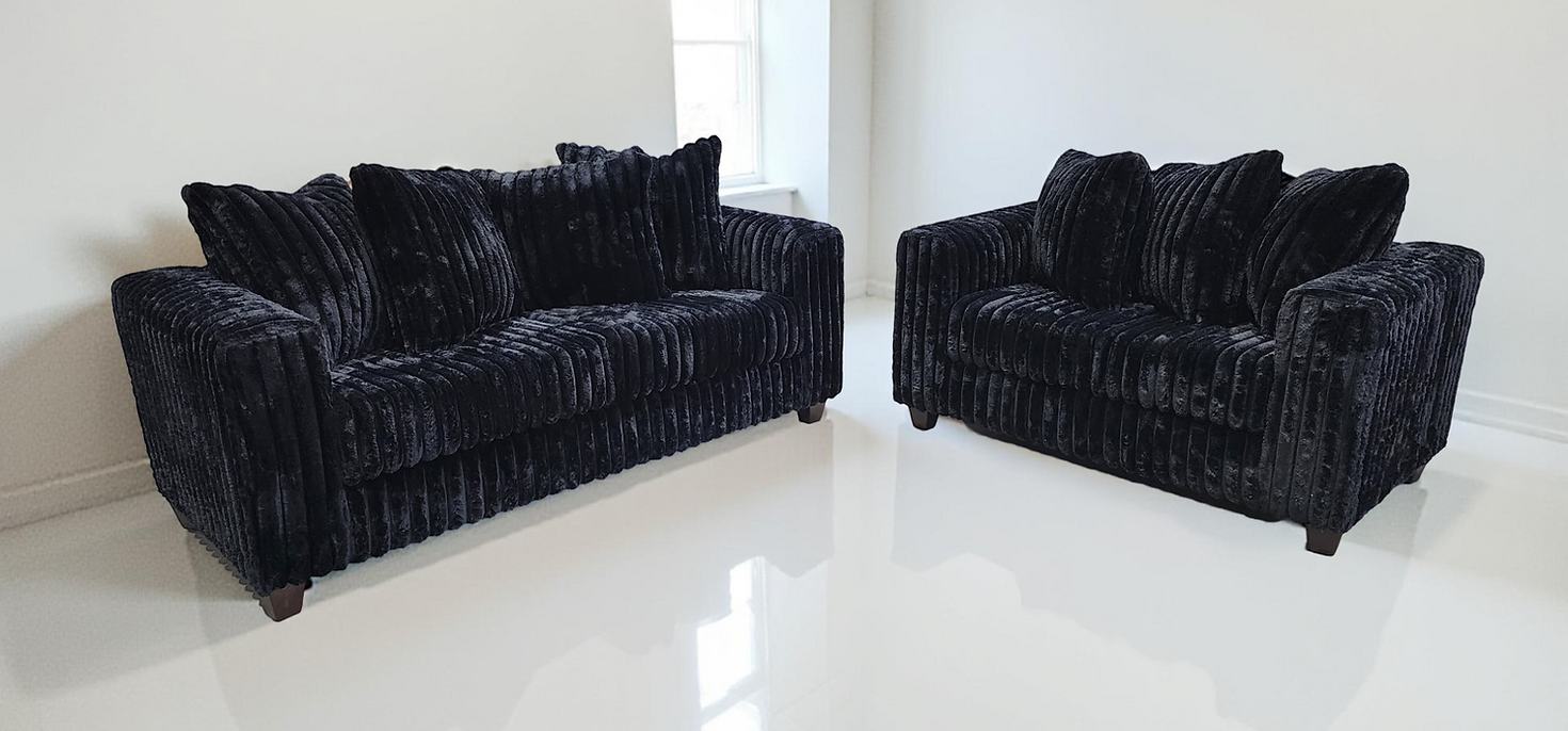 S300 Gia (Black) sofa and loveseat