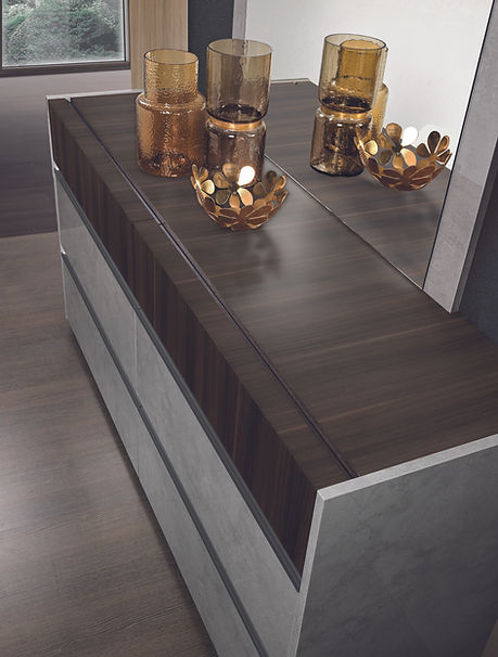 Cindy Italian bedroom Collection